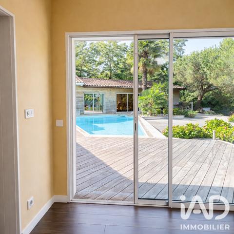 Maison à vendre 7 pièces 330,65 m² Limonest