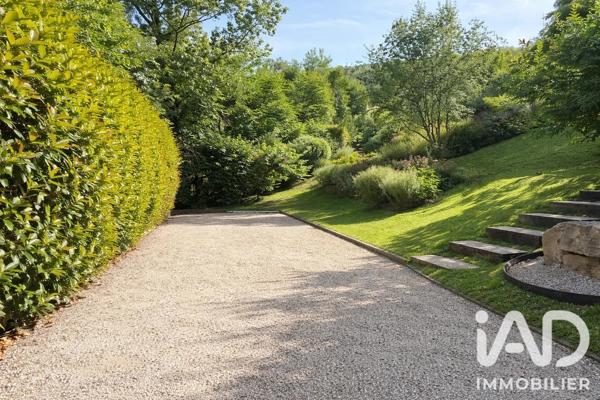 Maison à vendre 7 pièces 330,65 m² Limonest
