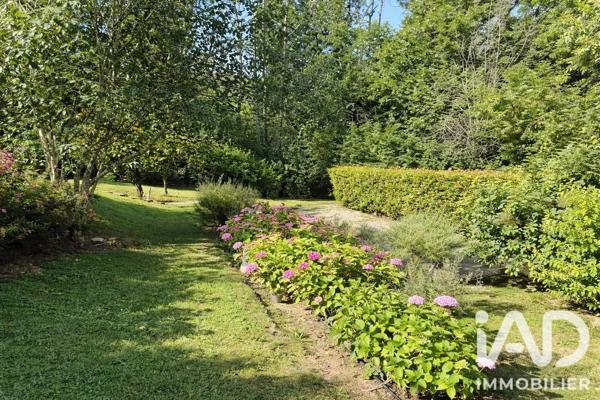 Maison à vendre 7 pièces 330,65 m² Limonest