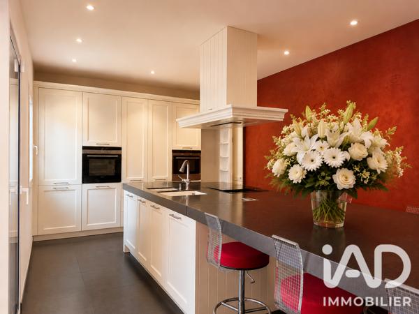 Maison à vendre 7 pièces 330,65 m² Limonest