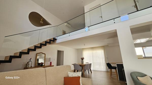 BELLE MAISON CONTEMPORAINE QUARTIER SOUCHE