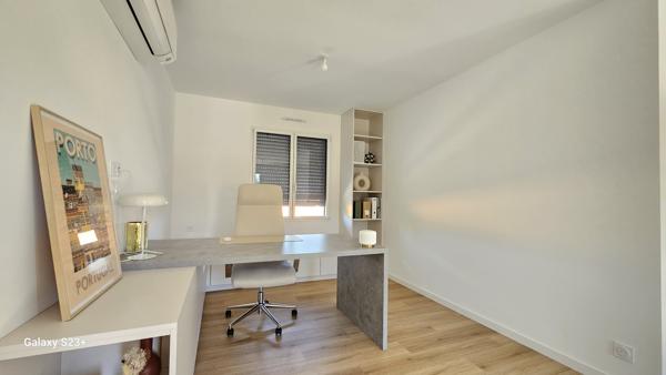 BELLE MAISON CONTEMPORAINE QUARTIER SOUCHE