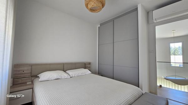 BELLE MAISON CONTEMPORAINE QUARTIER SOUCHE