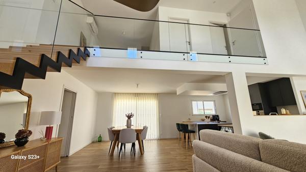 BELLE MAISON CONTEMPORAINE QUARTIER SOUCHE