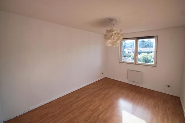 Maison  à louer 5 pièce(s) 136M² avec jardin d'environ 900m²