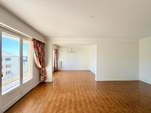 Appartement à CHOLET, 49300 - 5 pièces 115m²