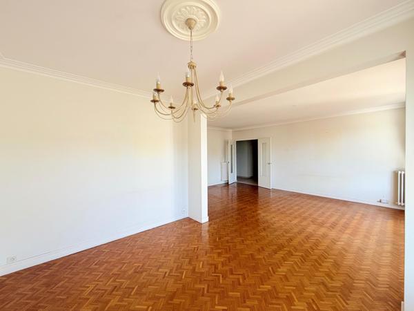 Appartement à CHOLET, 49300 - 5 pièces 115m²