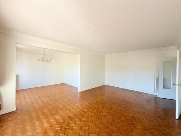 Appartement à CHOLET, 49300 - 5 pièces 115m²