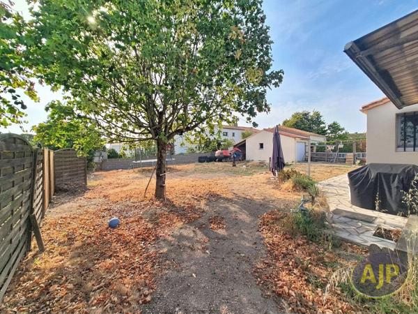 Maison à vendre Montaigu - 4 pièces, 120m² avec 3 chambre(s) à 325 000€ - AJP Immobilier Montaigu