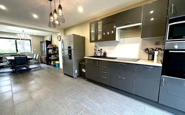 Maison à vendre    8 pièces •  Brest