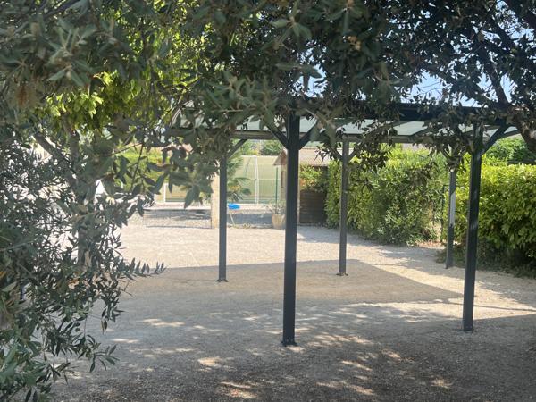 Modène (84330) Entre Mont-Ventoux et Dentelles de Montmirail – maison familiale avec vue, piscine et appartement indépendant