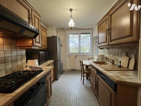 REIMS - Appartement Type 4 de 75m² avec garage et cave