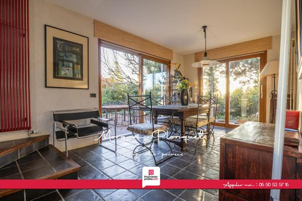 Sur les hauteurs, maison lumineuse et au calme