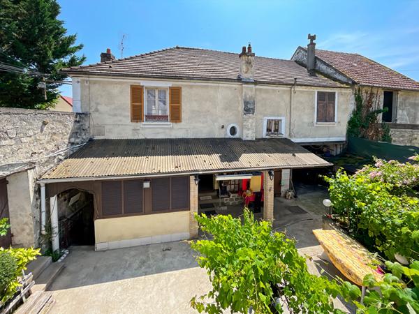 Maison et dépendance à Auvers Sur Oise