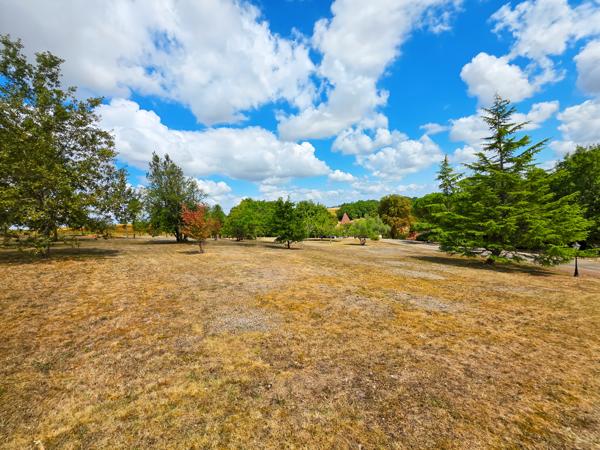 Maison 7 pièces - 400 m²