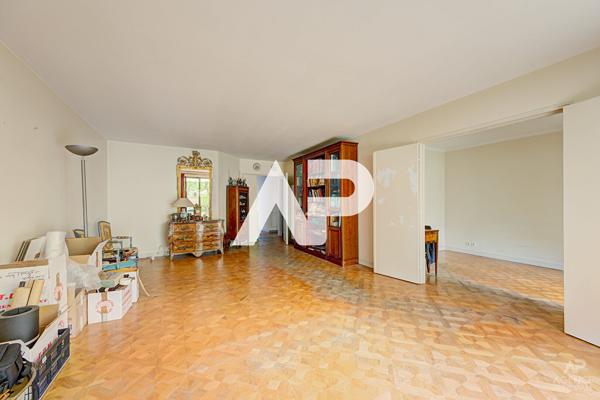 Appartement Rueil Malmaison 4 pièce(s) 80.68 m2 575 000 € **  - Référence  20048