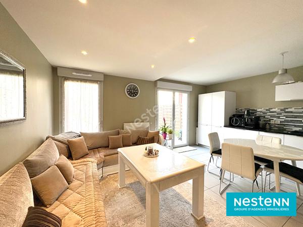 T4, REZ-DE-JARDIN, 3 CHAMBRES , GARAGE DOUBLE , LUMINEUX