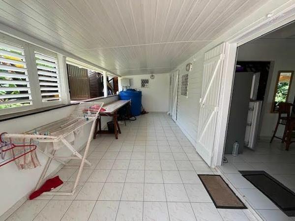 Maison à louer  5 pièces •  Sainte-Anne