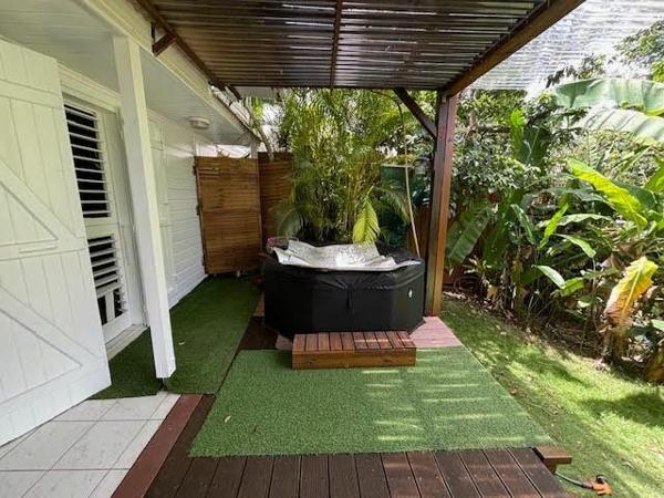 Maison à louer  5 pièces •  Sainte-Anne