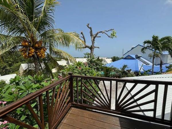 Maison à louer  5 pièces •  Sainte-Anne