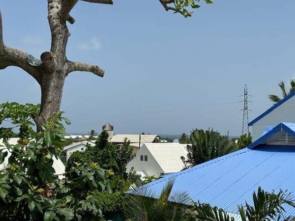 Maison à louer  5 pièces •  Sainte-Anne