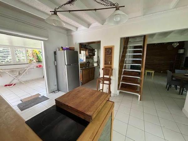 Maison à louer  5 pièces •  Sainte-Anne