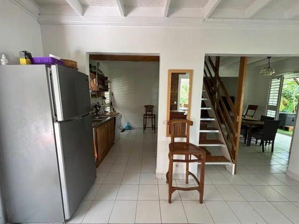 Maison à louer  5 pièces •  Sainte-Anne