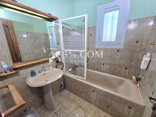 Villa 4 pièce(s) 3 chambre(s) 137 m²