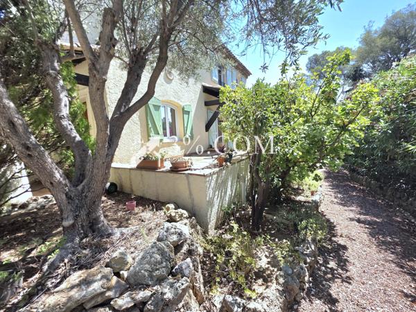 Villa 4 pièce(s) 3 chambre(s) 137 m²