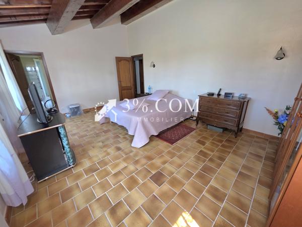 Villa 4 pièce(s) 3 chambre(s) 137 m²