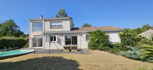 Verfeil , villa 184 m2, 6 chambres avec piscine
