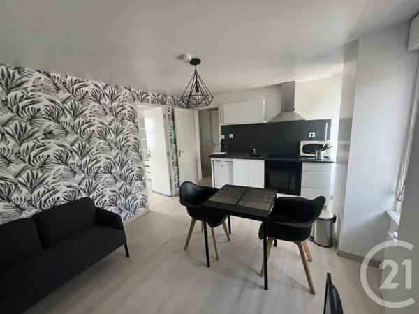 Immeuble à vendre  105,17 m2 LOUVIGNE DU DESERT - 35