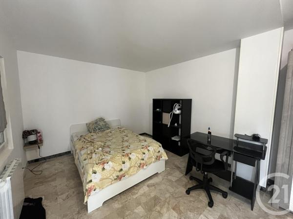 Immeuble à vendre  105,17 m2 LOUVIGNE DU DESERT - 35