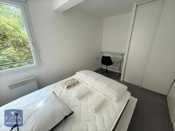 Appartement à louer 3 pièces 62.47m² Nantes (44100)