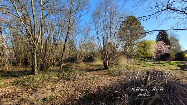 Terrain constructible - 2092 m²