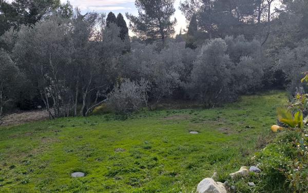 Terrain à vendre    Nîmes