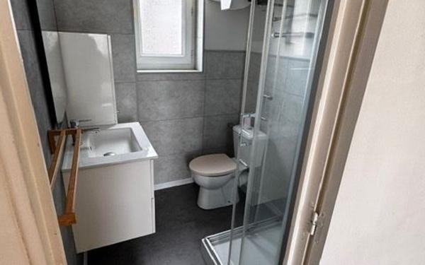 Appartement à louer    1 pièce •  Brest