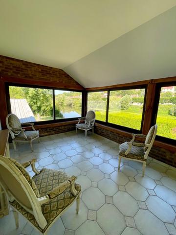 Magnifique propriété avec accès direct sur la seine