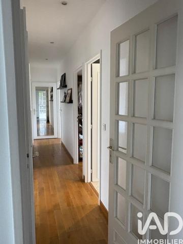 Maison à vendre 8 pièces 185 m² Saint-Étienne-sur-Suippe