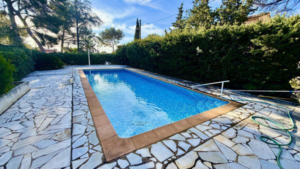 Saint-Raphael - Boulouris - Proche plage