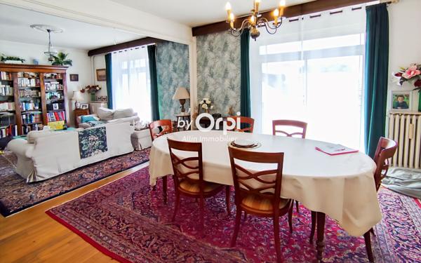 Appartement à vendre    6 pièces • 242,17 m2 Montluçon