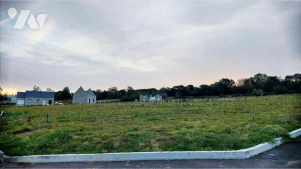 Idéale investisseur.  Terrains à bâtir prévus pour 2 ou 3 logements groupés