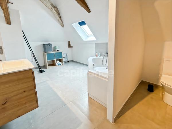 Dpt Sarthe (72), à vendre MONCE EN BELIN maison de ville rénovée 4 chambres