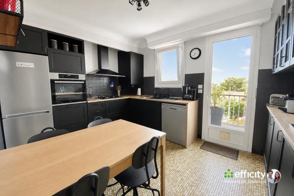 Appartement
         3 pièces
        - 82 m² 499 000 € *
