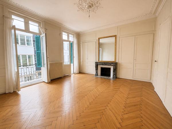 Appartement de caractère 90 m² avec garage - ROUEN