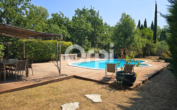 Maison à vendre    6 pièces • 145,44 m2 Tourrettes