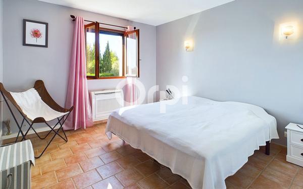 Maison à vendre    6 pièces • 145,44 m2 Tourrettes