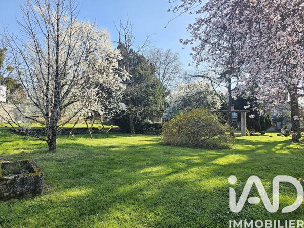 Maison à vendre 10 pièces 329 m² Cognac