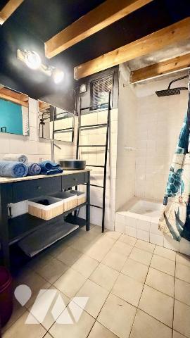 Appartement T4 - centre Sète, 1er étage, 60m² -  Centre historique, secteur médiathèque et Halles