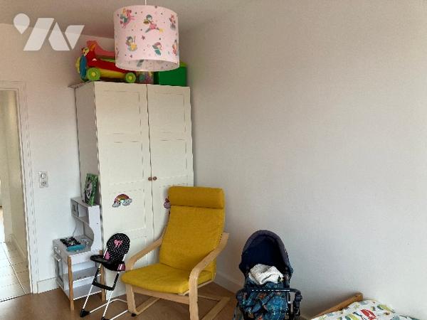 T4 traversant proche Rond-Point de Vannes – 93,67 m² – Terrasse, parking, cave